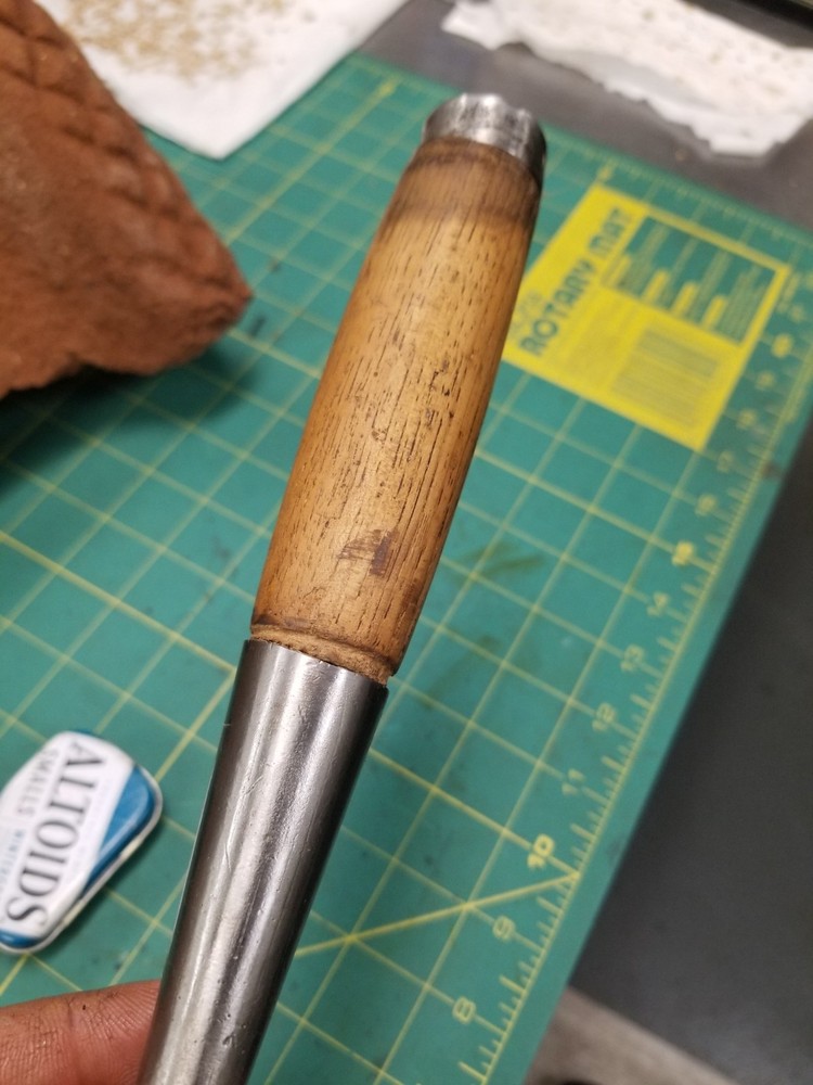 Vintage 3/4'' V Bevel Edge Socket Carpenter Chisel Wood 14"