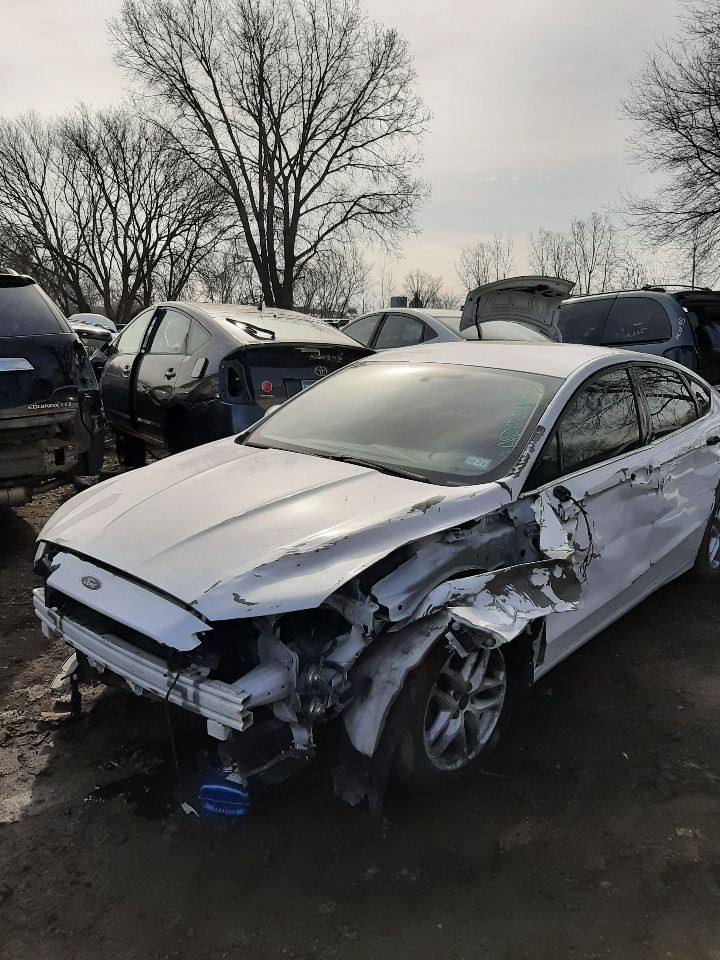 FUSION 2014 High Mounted Stop Light 936465