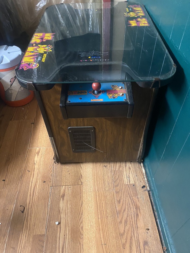 MS PAC-MAN ARCADE MACHINE COCKTAIL TABLE