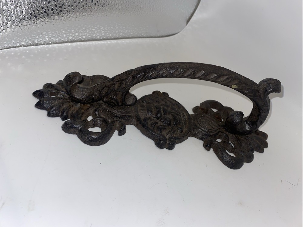 LARGE HANDLE RUSTIC CAST IRON BARN DOOR HANDLES SHED GATE PULL FANCY 9”