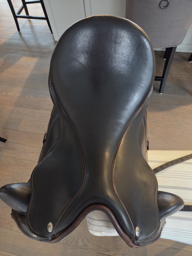 MacRide Dressage Saddle