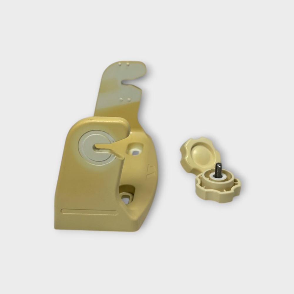 Standard Horizon GX1150 VHF White Mount Mounting Bracket w/ Knobs - Fair