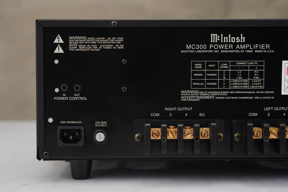 McIntosh MC300 Solid State 300W Power Amplifier Serviced #48192