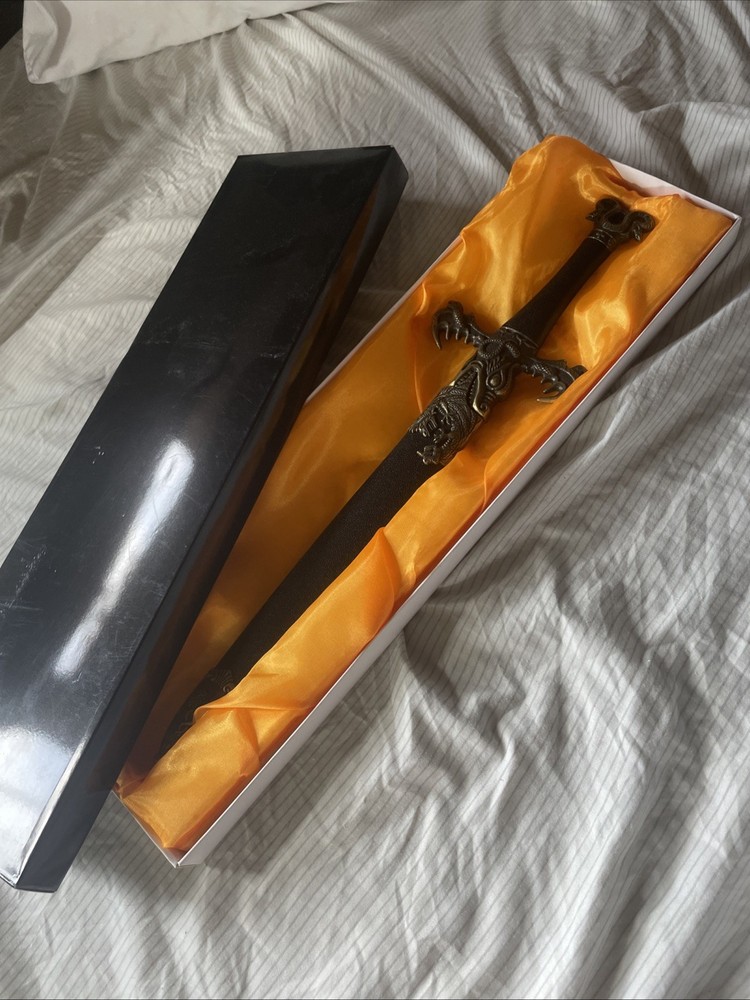 REAL dagger with dragon styled handle
