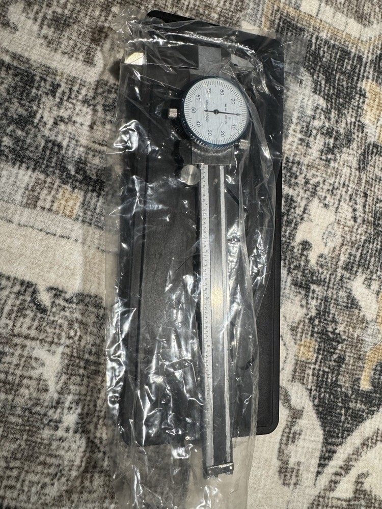 Science Purchase 6" Dial Caliper White Dial 0.001" Graduations with Case