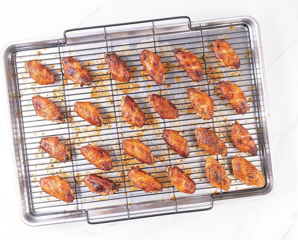 18" Aluminum Roasting Pan with Rack, Polished Silver Bakeware