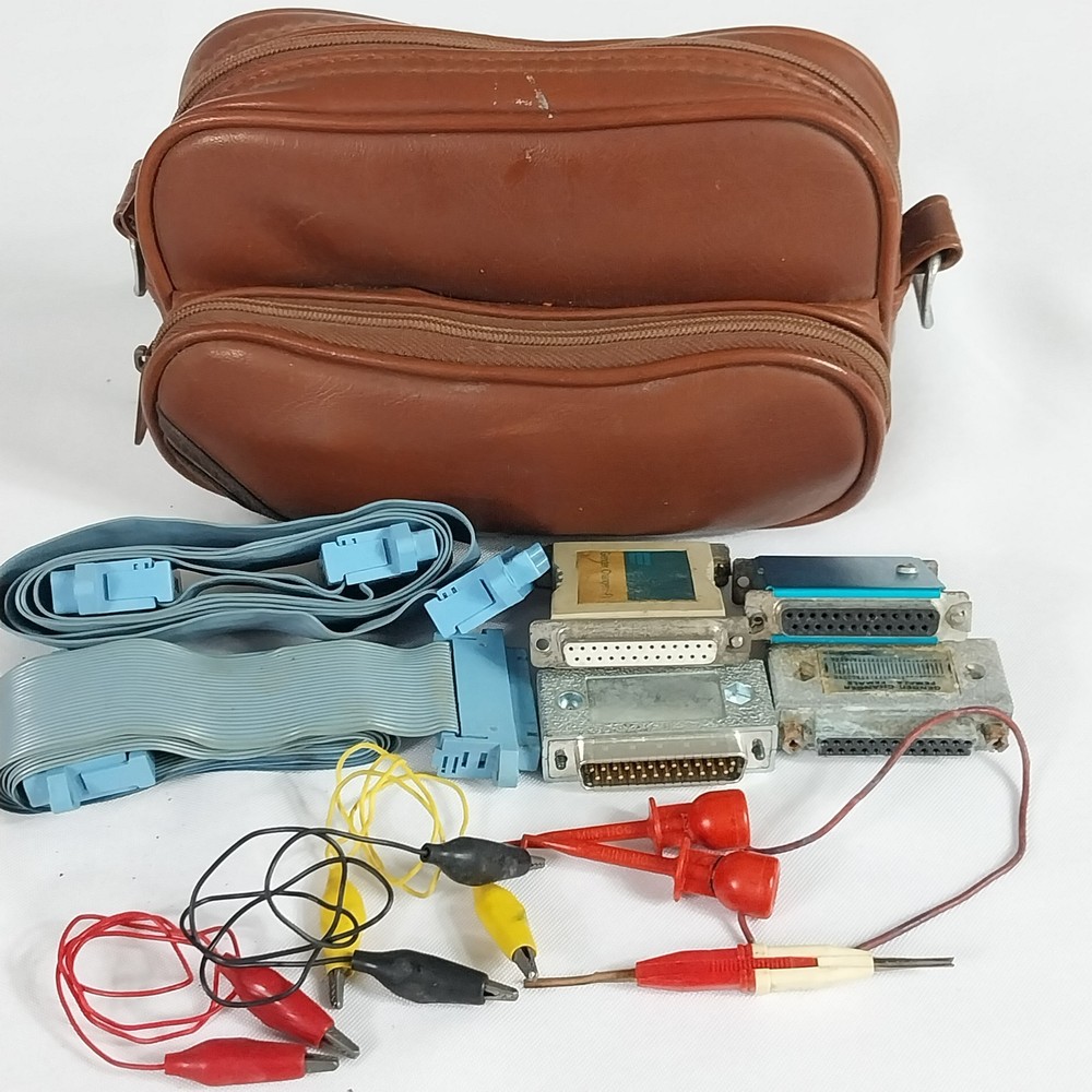 VTG Datatran Data Tracker Cable Tester RS-232 Breakout Box Case Cables & Manual