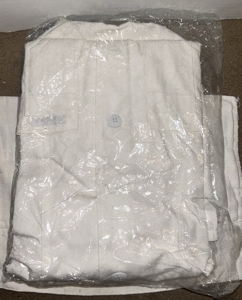 Unisex Cherokee Lab Coat- Size S Small