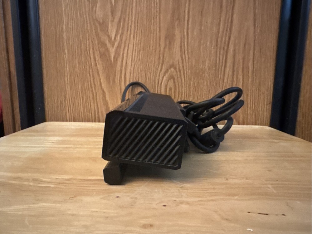 Microsoft Xbox One Kinect Camera Motion Sensor Bar Model 1520 - OEM