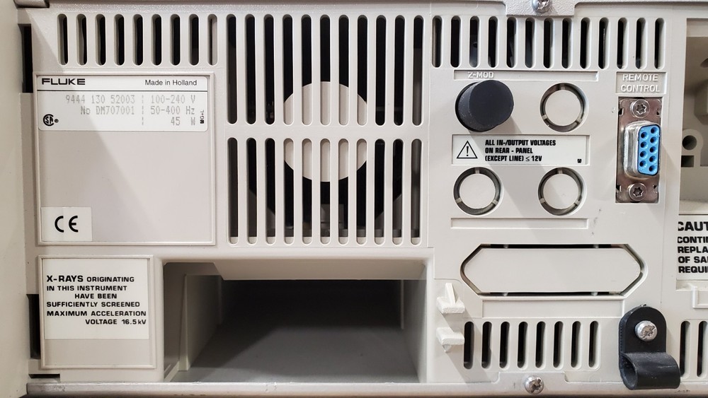 PHILIPS / FLUKE PM 3052 OSCILLOSCOPE - WORKS, READ