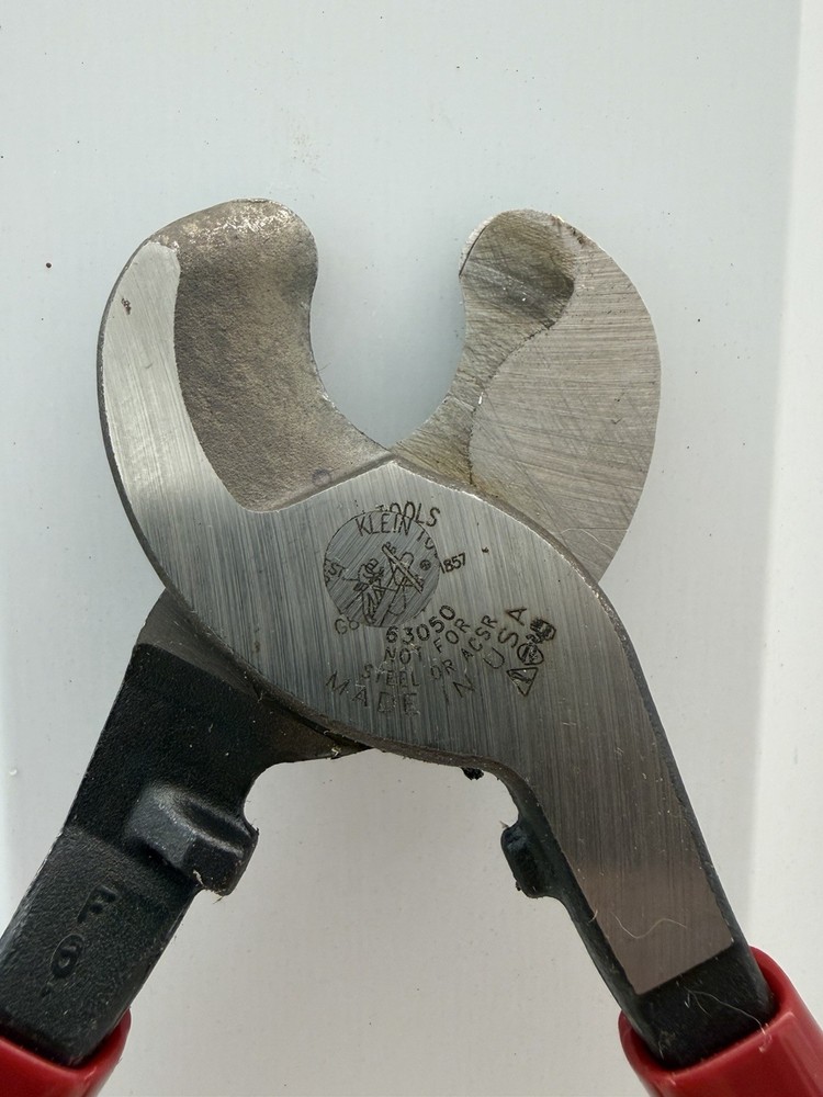 KLEIN TOOLS 9-1/2” HIGH LEVERAGE CABLE CUTTERS, 63050 CUTTING PLIERS