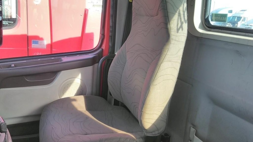 Replaces 2014 VOLVO VNL FRONT SEAT ,  OH