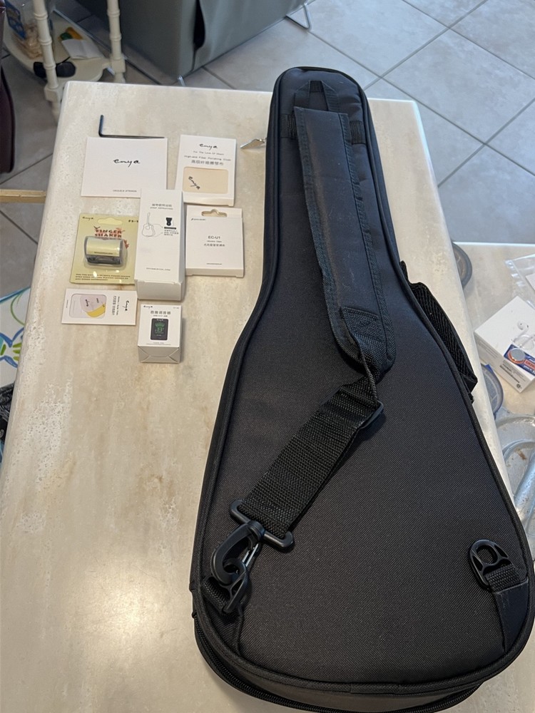 Enya EUC/MS Concert *Solid Mahogany* Ukulele WITH ACCESSORIES