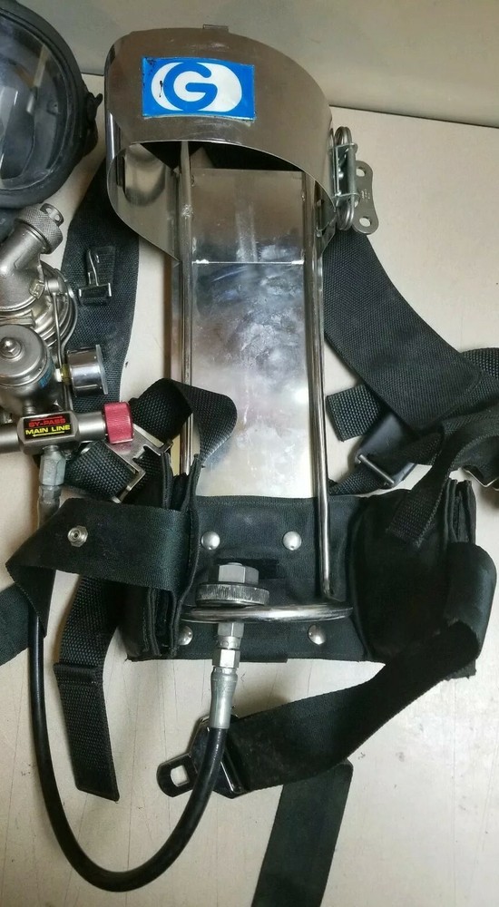 GLOBE GUARDIAN * Firefighter Oxygen Regulator & O2 Tank Pack Harness * w/ Case