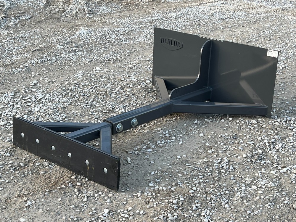 Berlon 96" Telescopic Material Pusher Scraper Attachment Fits Skid Steer QA