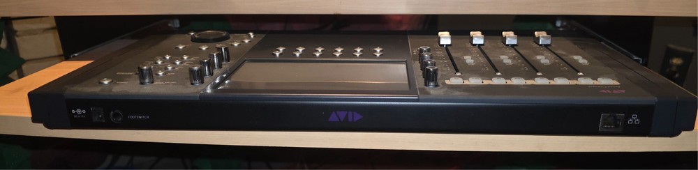 Avid Artist Control Touch Screen Control Surface with 4-Faders