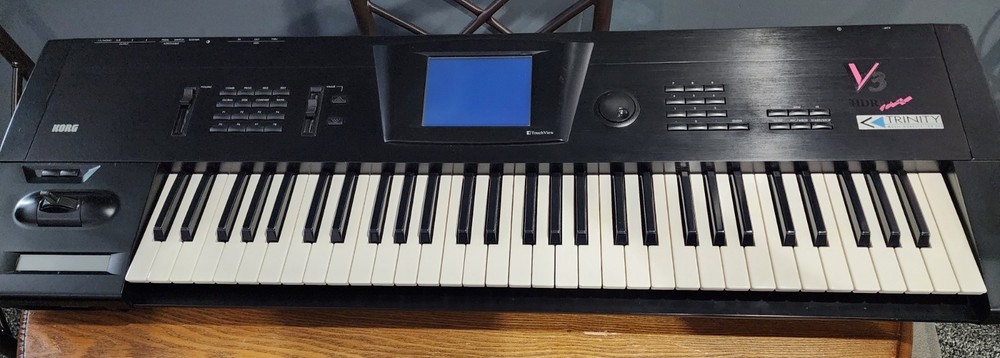 Korg Trinity V3 with MOSS black