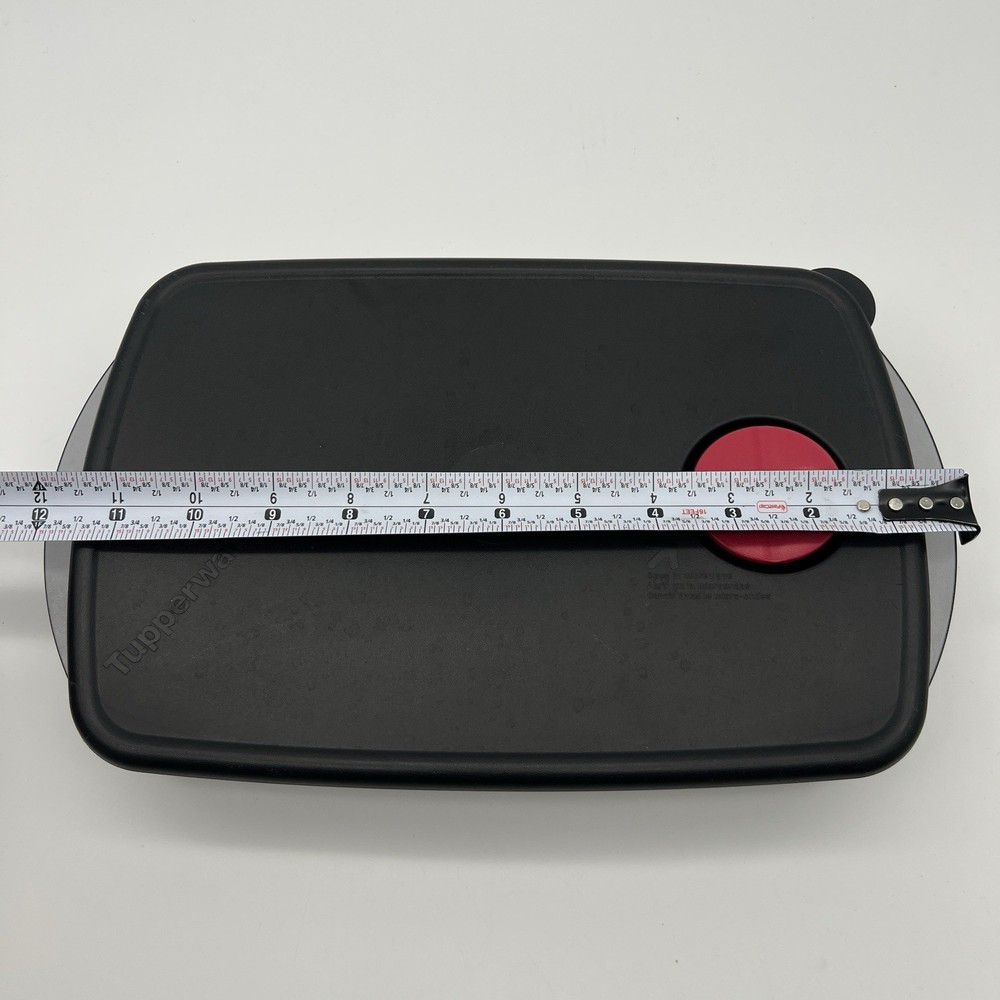 TUPPERWARE Black Microwave 11.75x7.5" Rectangular Divided Dish # 3990