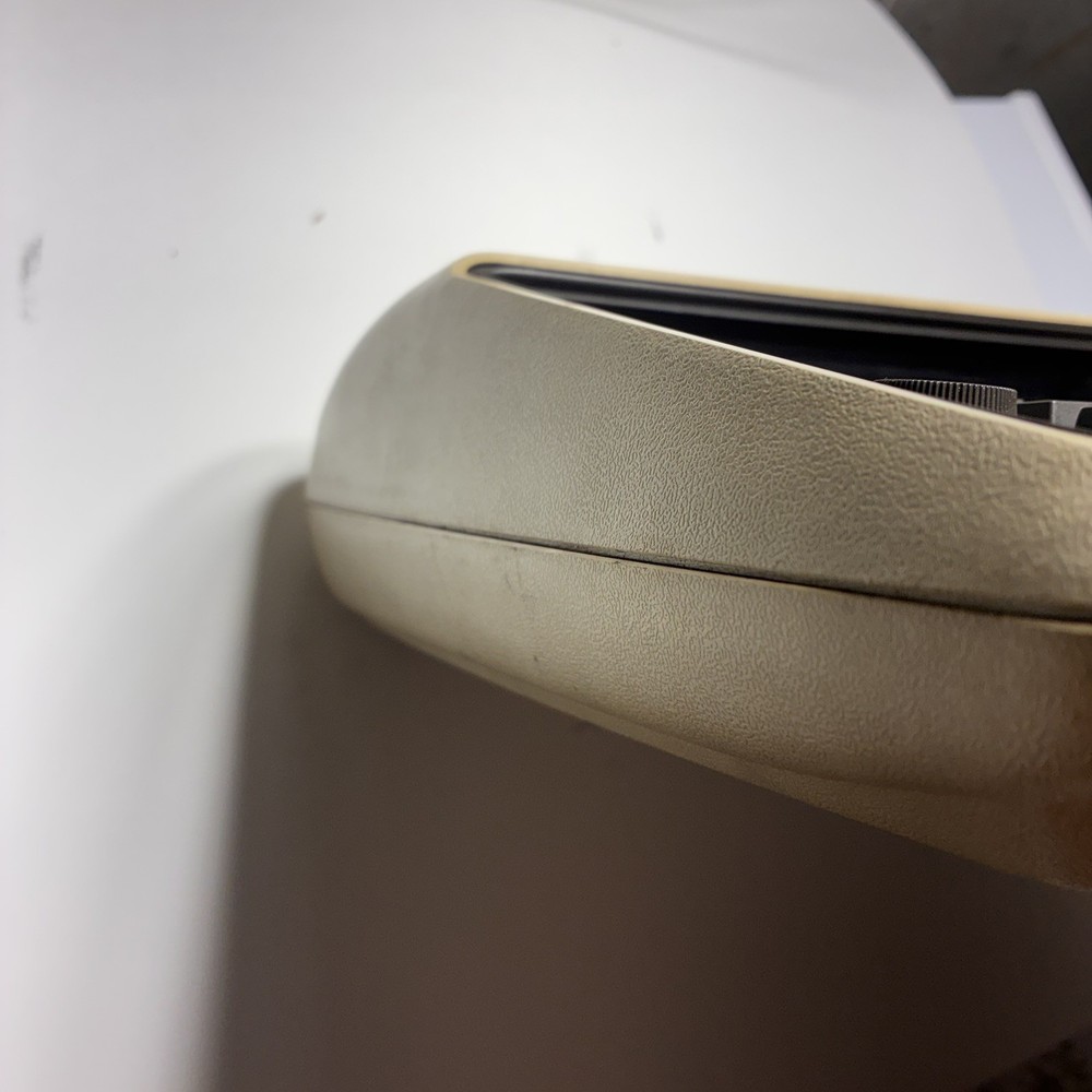 Monroe 650 with Nixie Tube Display.