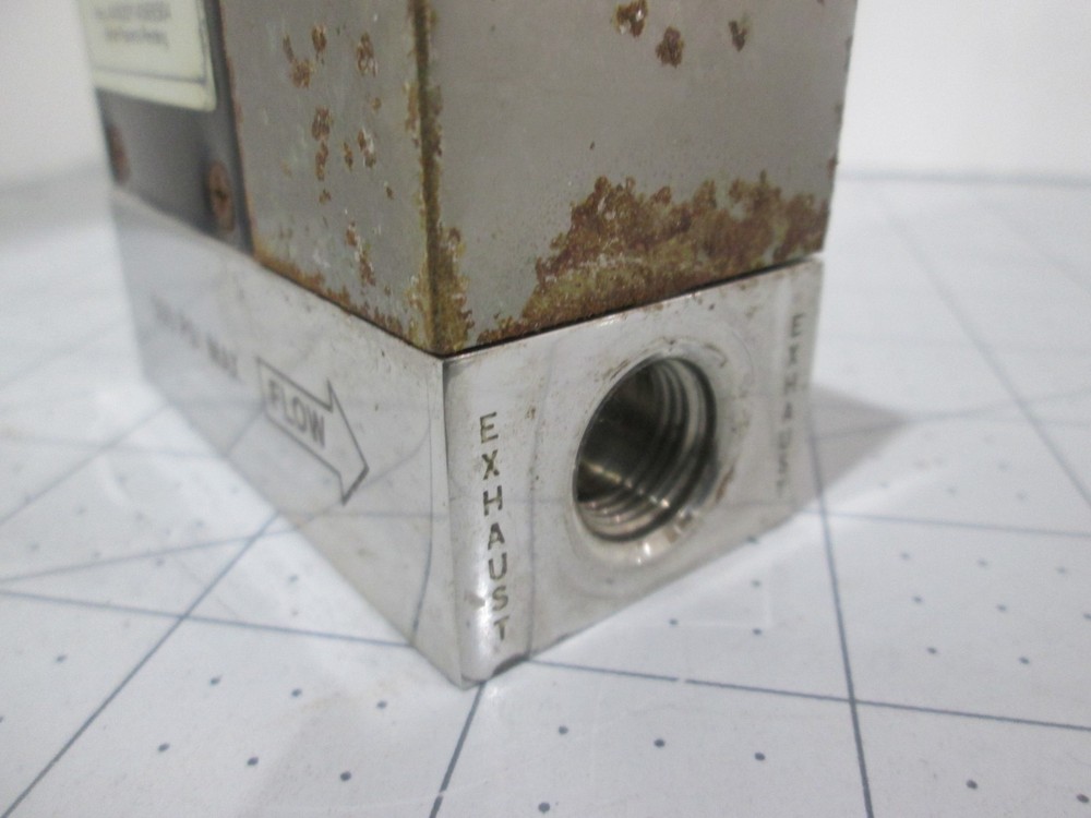 Unit, UFC-1100, Mass Flow Controller, NH3, 500 SCCM, Used