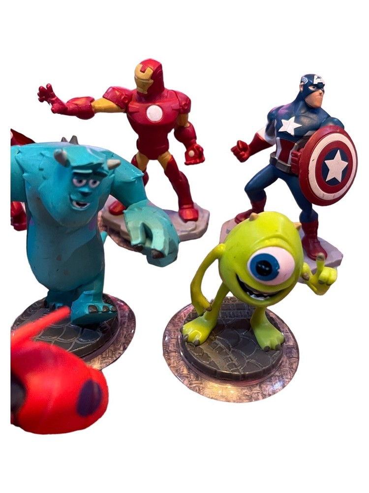 Lot 10 Disney Infinity Figures
