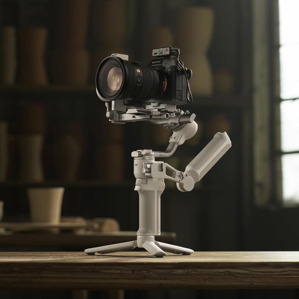 DJI RS4 Mini Combo Camera Gimbal Stabilizer with Intelligent Tracking