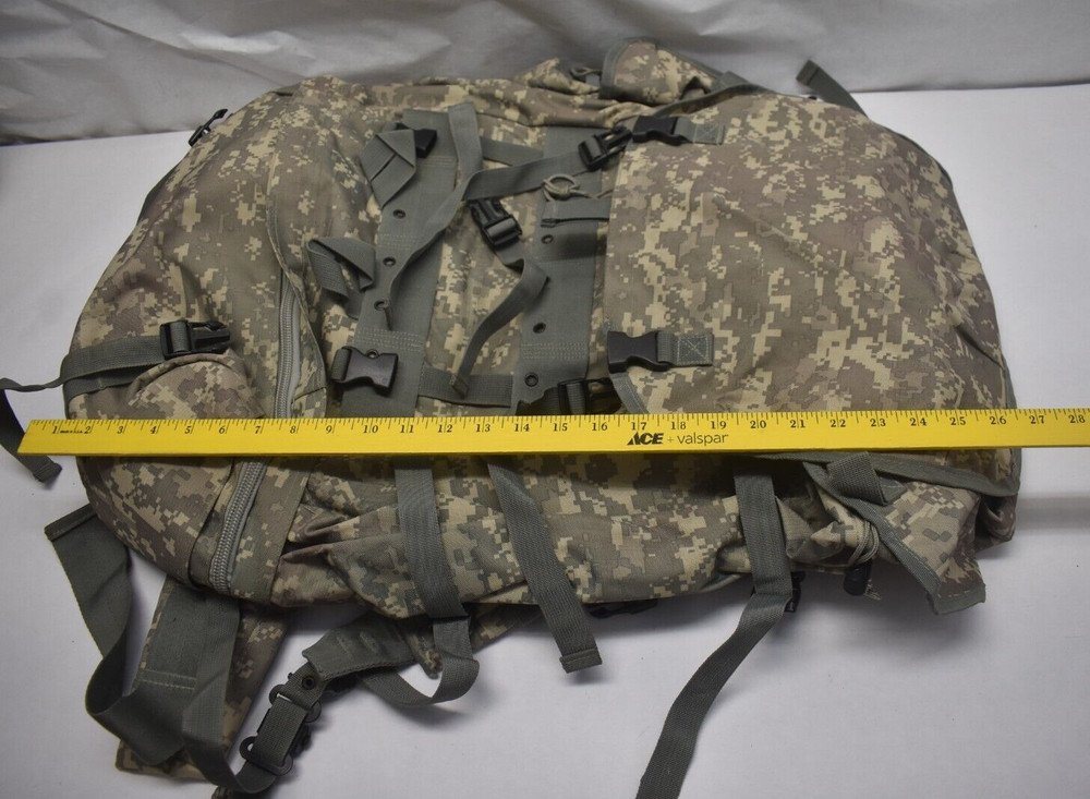 Military Combat Field Pack Load Carrying Backpack Outer Metal Frame Digital Camo