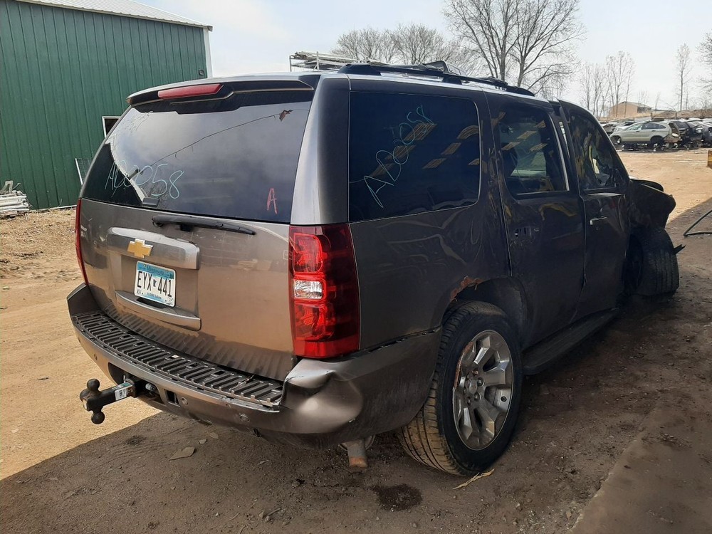 TAHOE 2012 High Mounted Stop Light 942064