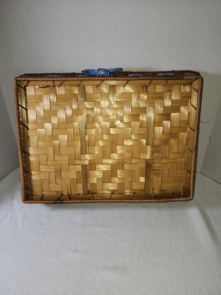 WHEAT RIBBION RECTANGULAR WICKER BASKET