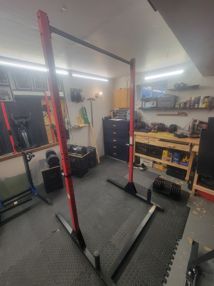 CAP Squat Rack/pullup Station w/J-hooks