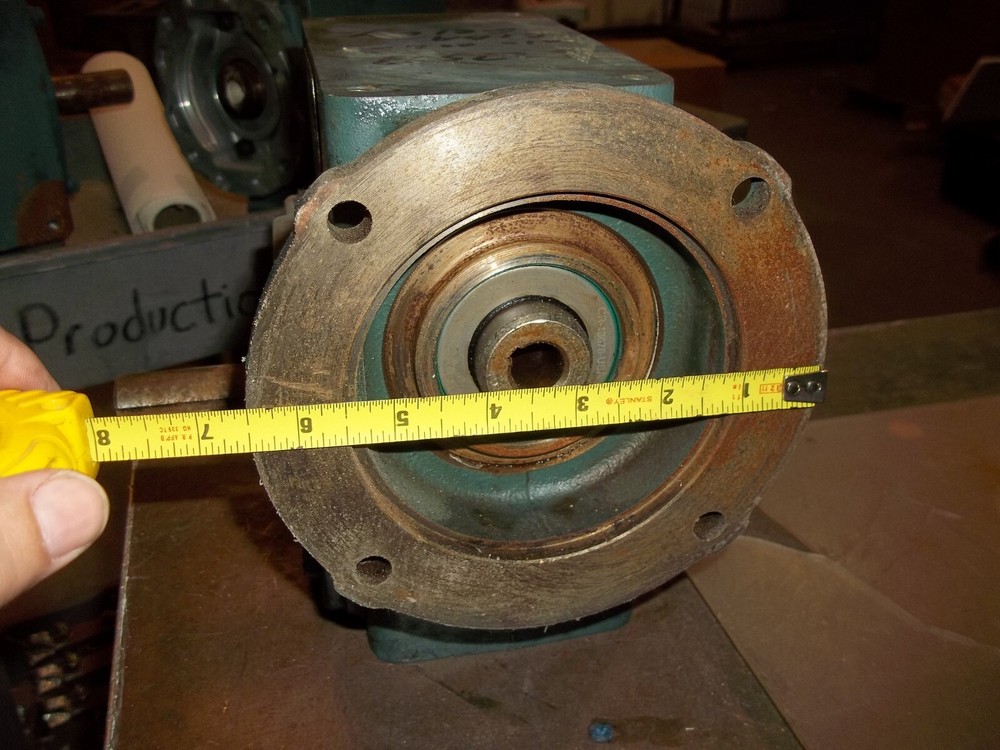 RELIALUBE 602415-24-B GEARBOX ANGLE REDUCER (T5)