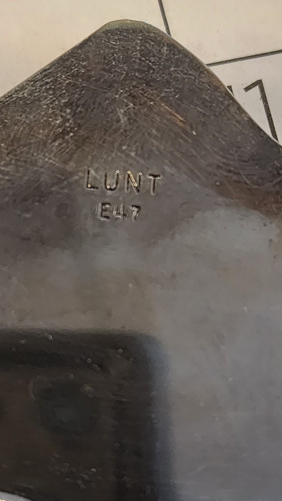 GORGEOUS VTG 'LUNT' SILVER PLATE SERVING PLATTER LUNT E47