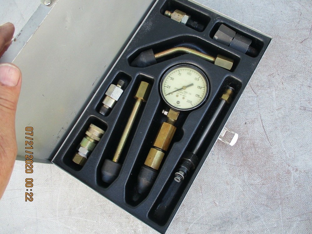 Stewart-Thomas Ind. Compression Tester Mil-T 13011F Type 1 With Case