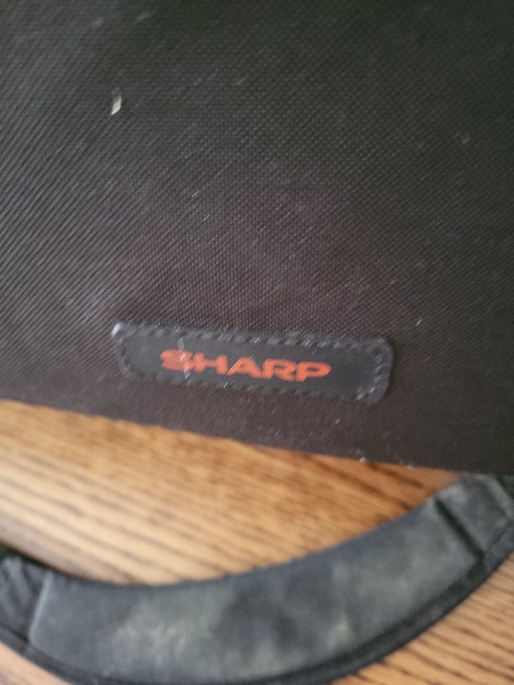 Sharp Vision XG-E650UB LCD Projector w/ Protective Case Manual & Power Cord