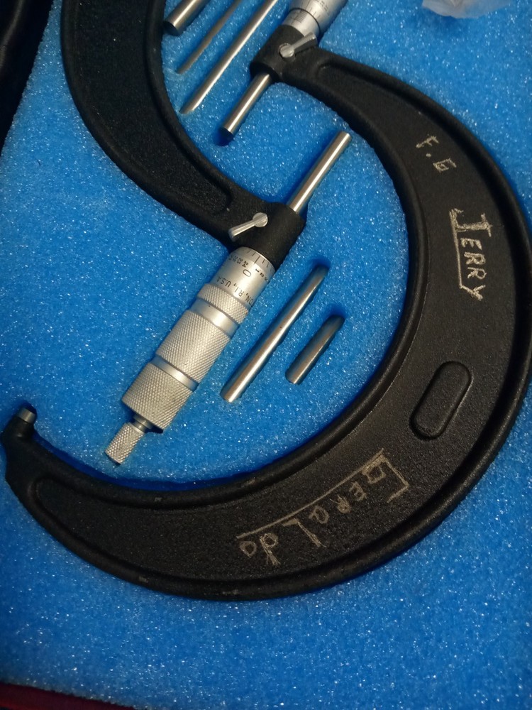 Central Tool Company Micrometer 11 Piece Set Red Case