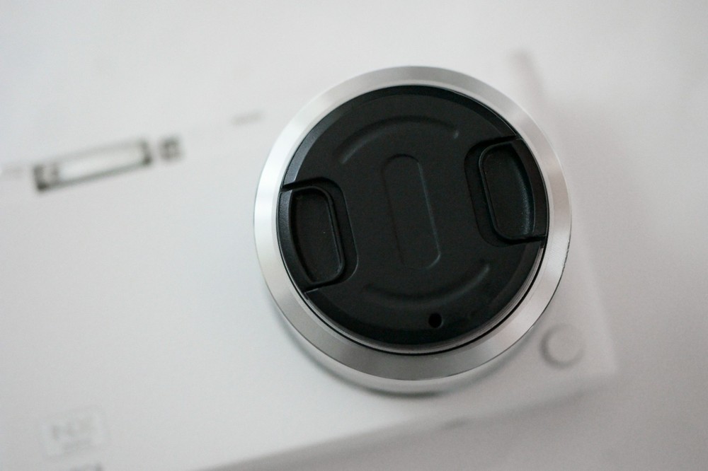 Samsung NX mini Camera [Read "Description"]