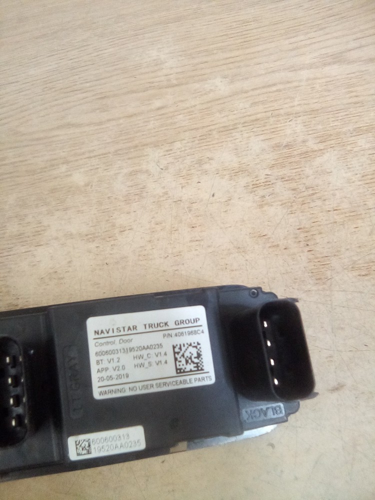 International MV607 Window Switch 4061968C4