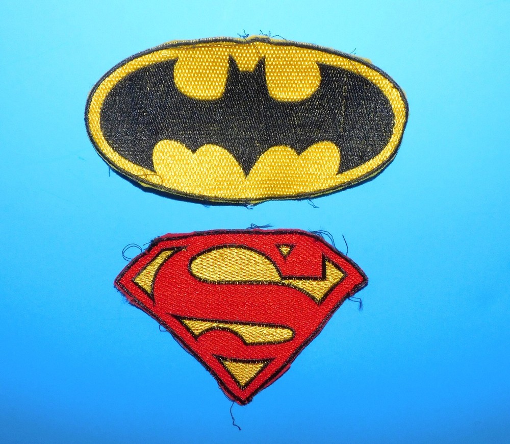 DC COMICS BATMAN & SUPERMAN SEW-ON PATCHES
