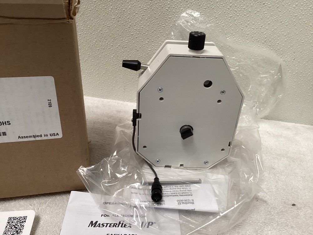 Masterflex Easy-Load I/P Pump Head. 77602-30
