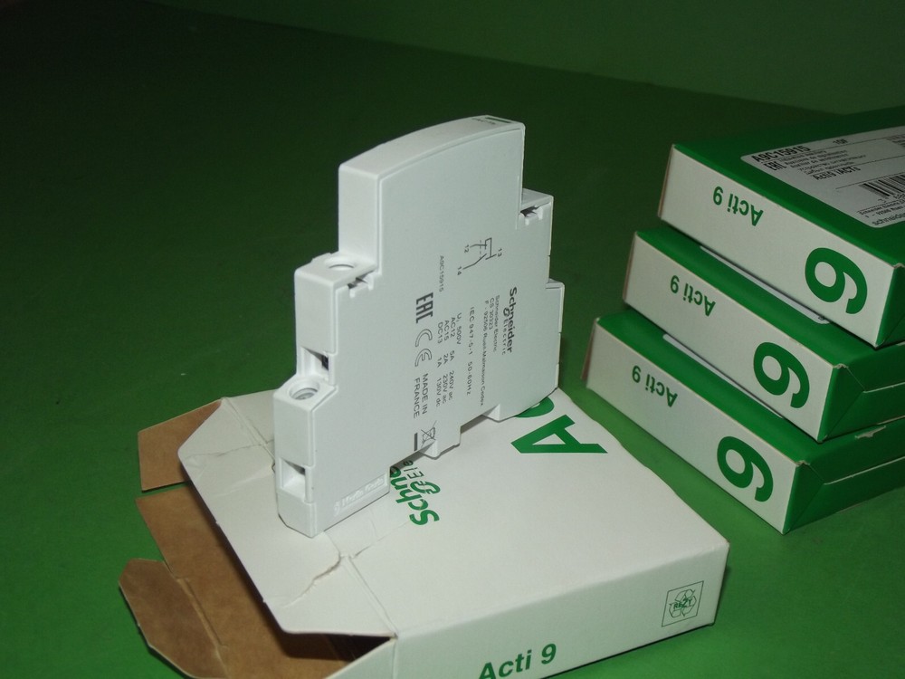 Schneider Electric A9C15915 Indicator auxilliary