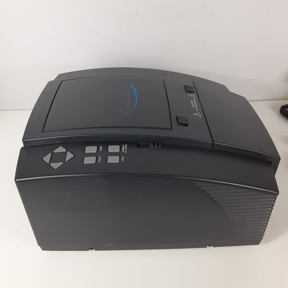 Lightware Viewpoint 100 LCD Projector w Case