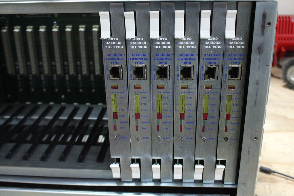 Moducom Modular Communication System 240226 W/ 6 Dual Tri Receive Cards