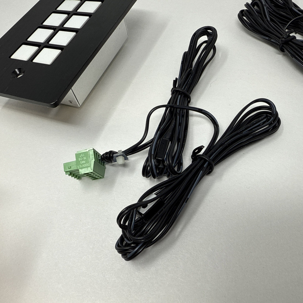 Muxlab 8 Button RS232 / IR Control Panel 500816 ~ No Power Supply ~ Untested