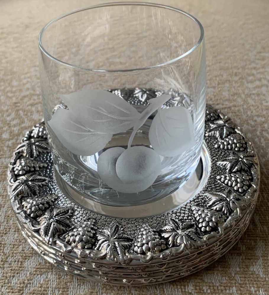 Set of 4 Godinger Silver Art Coasters Grape Pattern