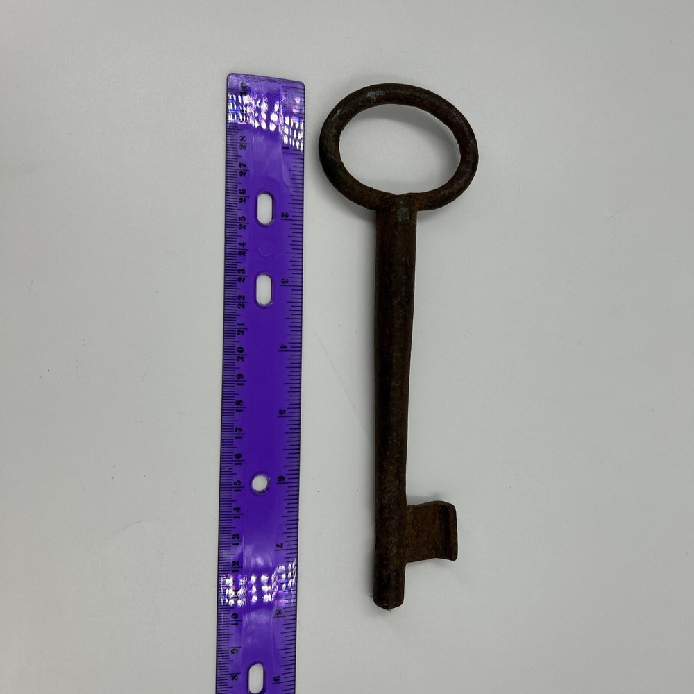 Antique 8 Inch Skeleton Key Rusty Iron