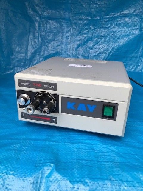LUXTEC KAY Pentax XENON 7150 LIGHT SOURCE    not  tested