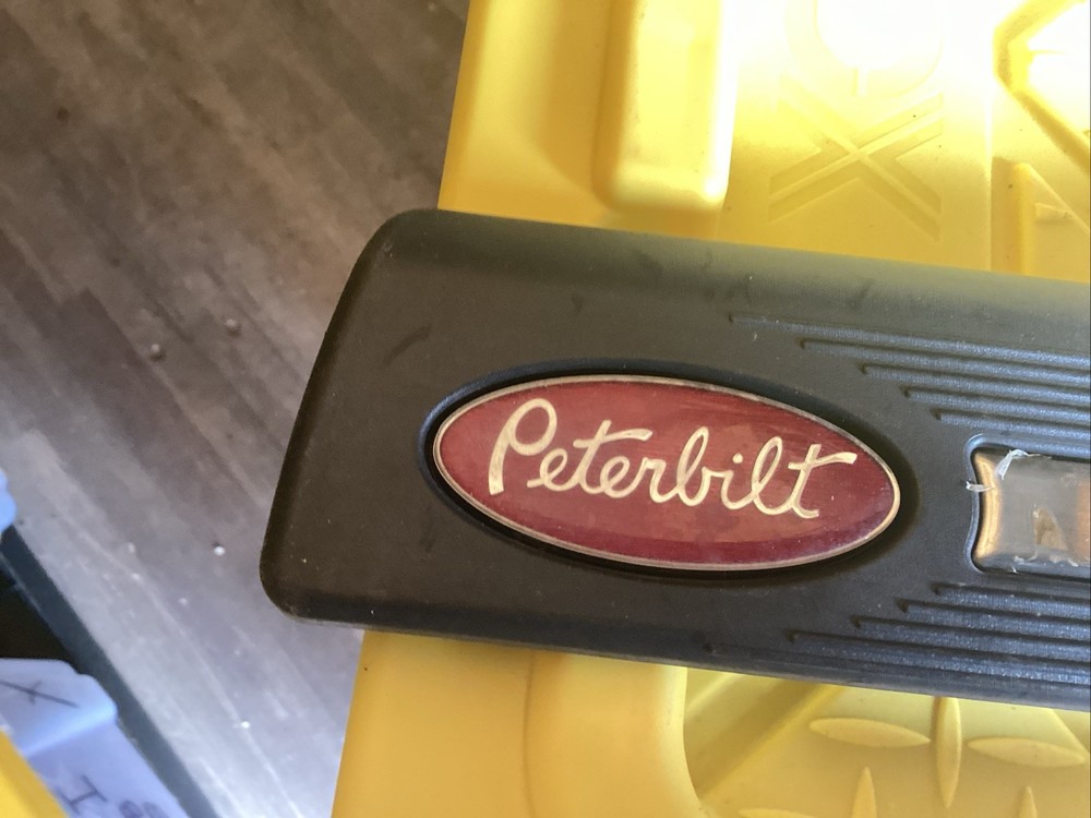 Peterbilt ALUMINUM THRESHOLD Trim/Panel