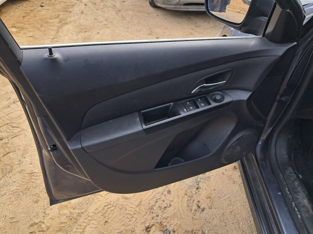 CRUZE 2013 Glove Box 4818984
