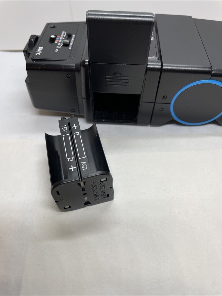 VIVITAR AUTO THYRISTOR 3700 FLASH Tested Excellent Condition