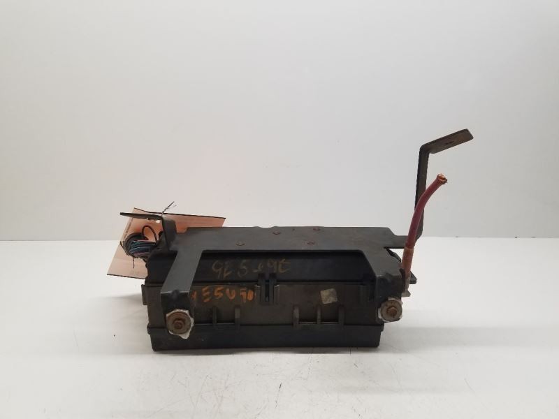 Fuse Box Engine Fits 00-01 Jeep Cherokee OEM
